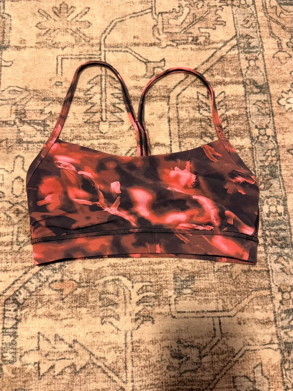 Lululemon size 4 sports bra